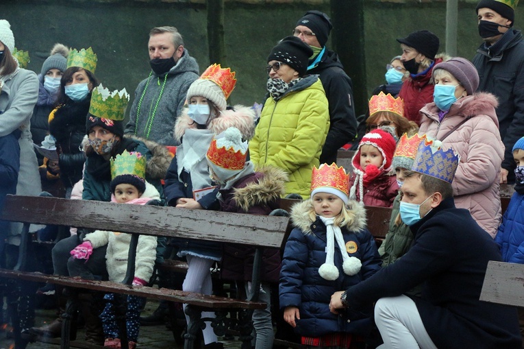 Uroczysty pokłon Trzech Mędrców we Wrocławiu-Leśnicy