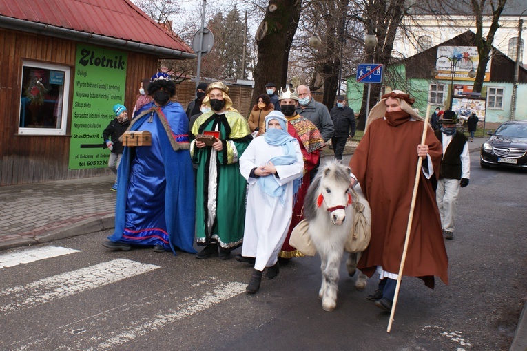 Tuchów. Z kościoła do bazyliki