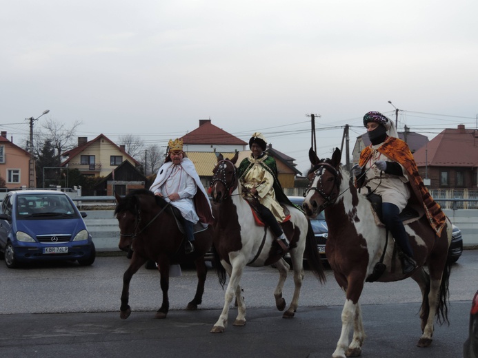 Mędrcy i kolędnicy z Borzęcina Górnego