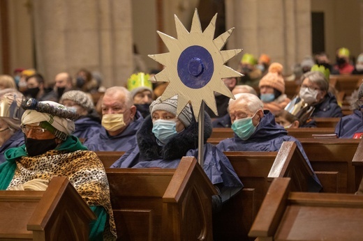 Łódź: Orszak Trzech Króli w Łodzi poruszył i otworzył serca wielu ludzi! 