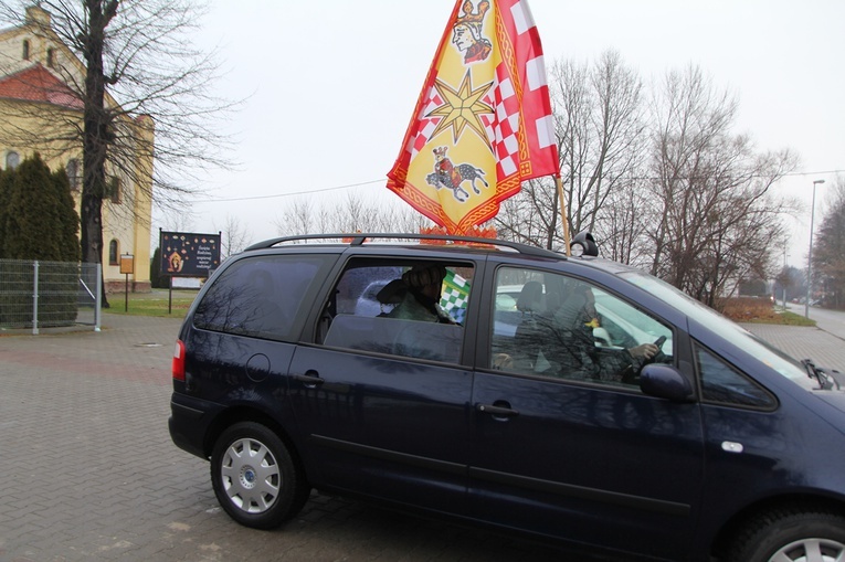 Zmotoryzowany Orszak Trzech Króli 2021 objechał gminę Czernica