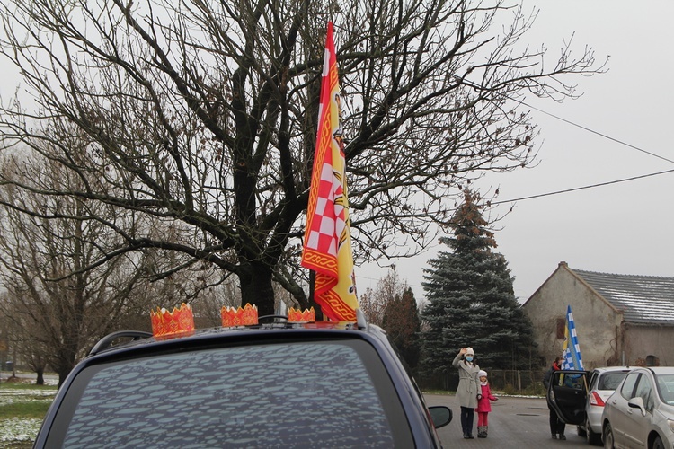 Zmotoryzowany Orszak Trzech Króli 2021 objechał gminę Czernica