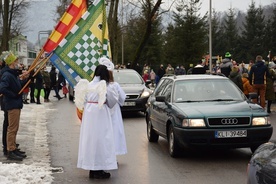 Samochodami do Betlejem, czyli II Orszak Trzech Króli w Dobrej