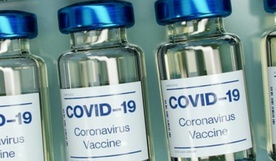 Świat się szczepi - jak szczepienia przeciw SARS-CoV-2 przebiegają w różnych krajach?