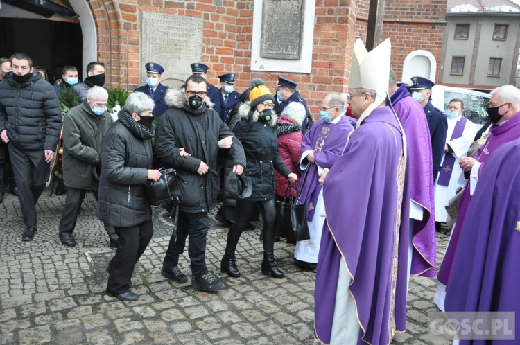 Ostatnie pożegnanie kapłana