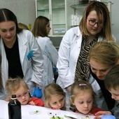 To wyjątkowy czas, kiedy można zajrzeć do laboratorium.