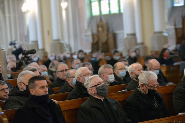 Bp Marek Solarczyk objął prawnie rządy w diecezji radomskiej