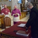 Bp Marek Solarczyk objął prawnie rządy w diecezji radomskiej