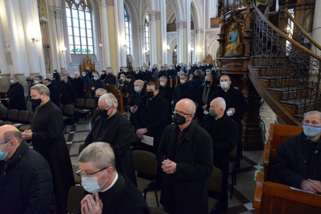 Bp Marek Solarczyk objął prawnie rządy w diecezji radomskiej