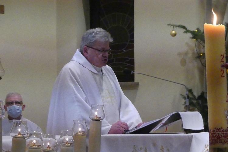 Ostatnie pożegnanie śp. ks. Jana Froelicha w Bierach