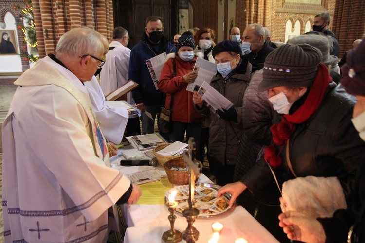 Kolęda w czasie epidemii. W salezjańskiej parafii pw. św. Michała Archanioła 