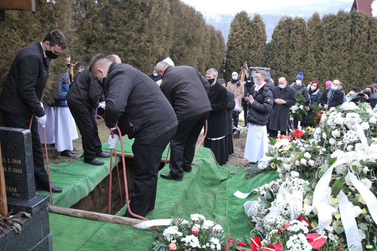 Pogrzeb śp. ks. Jana Froelicha w Wiśle-Głębcach