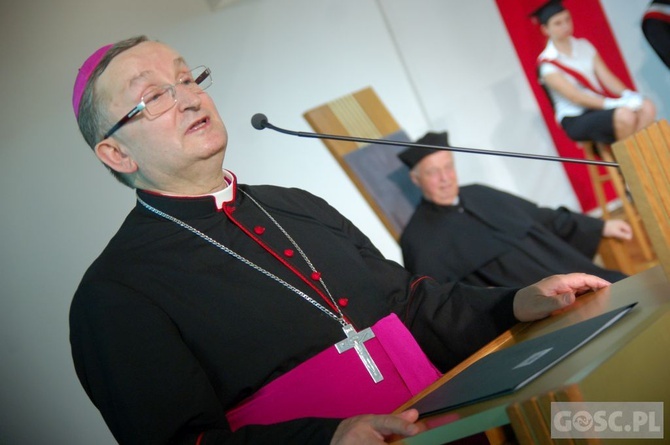 Fotograficzne wspomnienie śp. bp. Dyczkowskiego