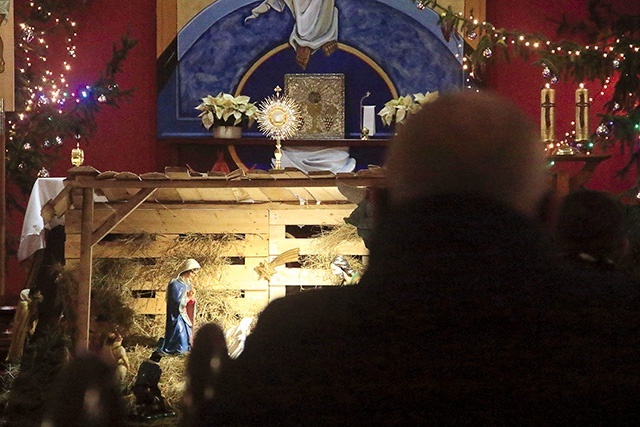 Wierni wypraszają opiekę patrona parafii dla mężczyzn i księży z diecezji.