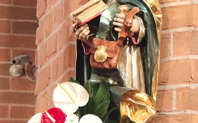 ►	Figura świętego z olsztyńskiej katedry.