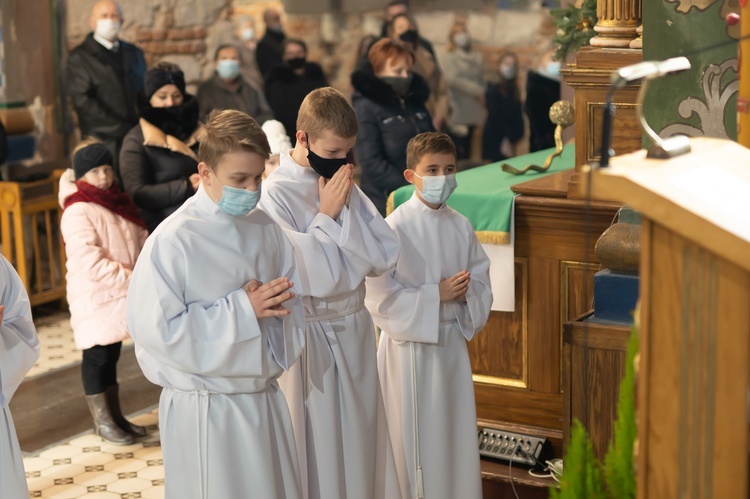 Błogosławieństwo nowych lektorów w Szczucinie