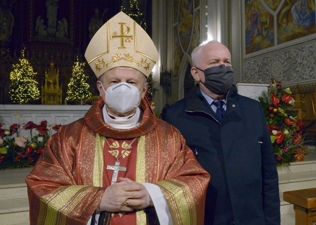 Podziękowanie i życzenia dla bp. Henryka Tomasika