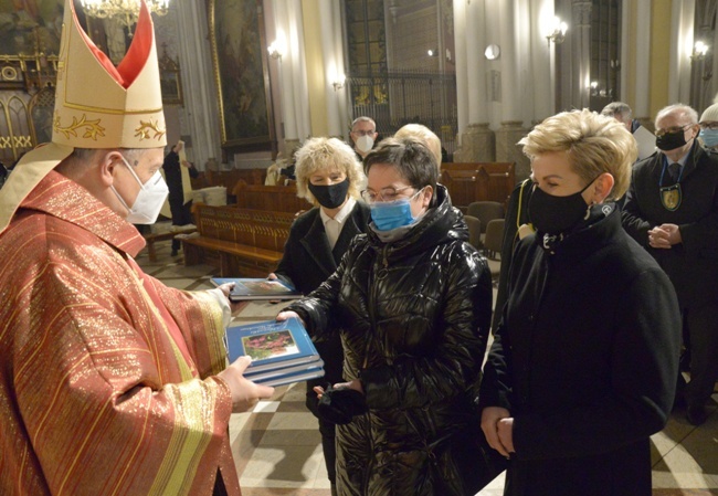 Podziękowanie i życzenia dla bp. Henryka Tomasika