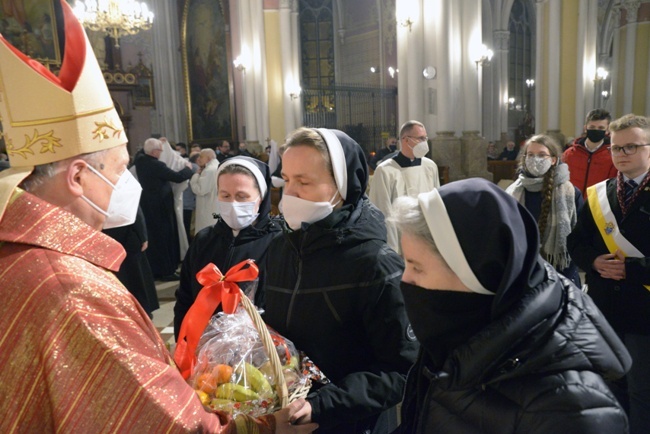 Podziękowanie i życzenia dla bp. Henryka Tomasika