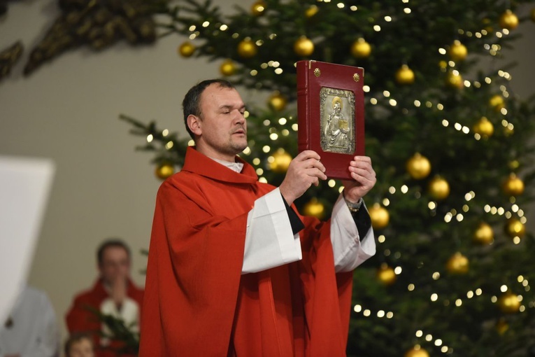 40 lat minęło - parafia Ducha Świętego w Mielcu