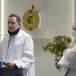 Bp Marek Solarczyk w kaplicy wieczystej adoracji