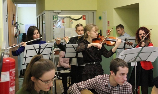 "Serce za serce" - zaangażowani muzycy dawali swoje, a wdzięczni słuchacze oddawali im własne.