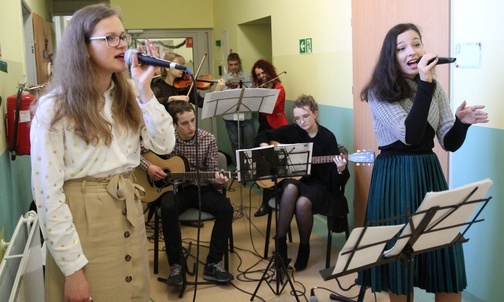 "Serce za serce" - zaangażowani muzycy dawali swoje, a wdzięczni słuchacze oddawali im własne.