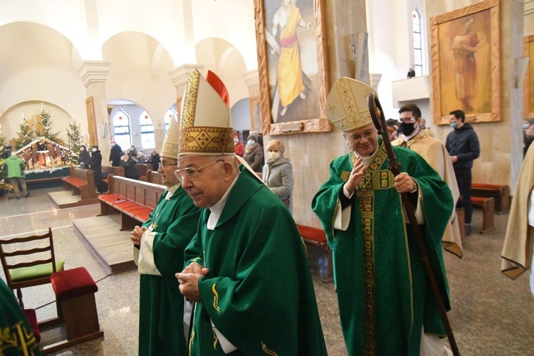 Gorzów Wlkp. Diecezjalne obchody 35. rocznicy śmierci bp. Wilhelma Pluty 