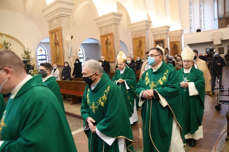 Gorzów Wlkp. Diecezjalne obchody 35. rocznicy śmierci bp. Wilhelma Pluty 