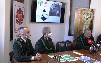  O akcji "Tlen od Myśliwych" informowali (od lewej) Hubert Ogar, Janusz Łoszczyk i Andrzej Szczypiór.