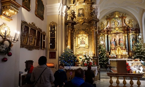 Bp Jan Kopiec: Żebyśmy ten kościół wypełniali naszą obecnością