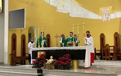Msza św. w intencji powstańców w kościele św. Brata Alberta. 
