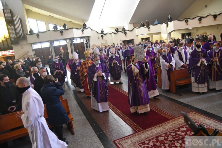 Zielona Góra. Msza żałobna w intencji śp. bp. Adama Dyczkowskiego 