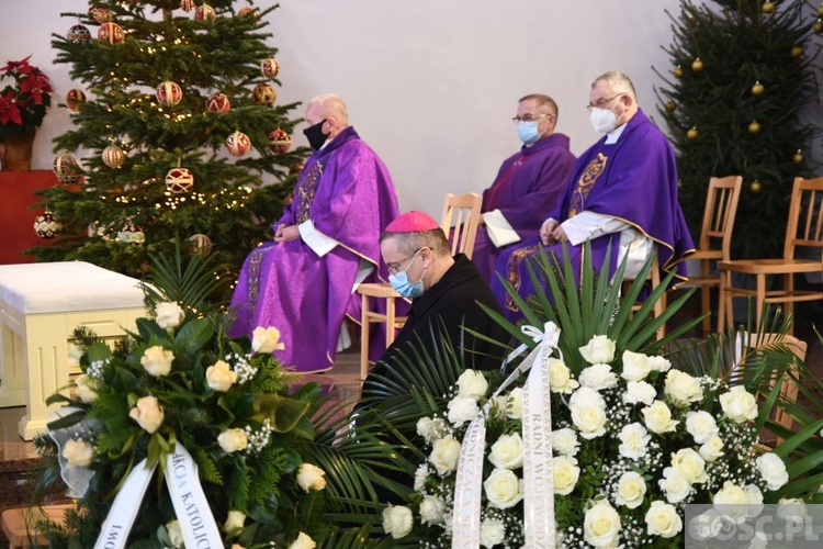 Zielona Góra. Msza żałobna w intencji śp. bp. Adama Dyczkowskiego 