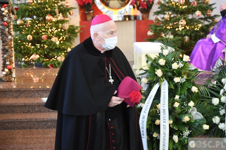 Zielona Góra. Msza żałobna w intencji śp. bp. Adama Dyczkowskiego 