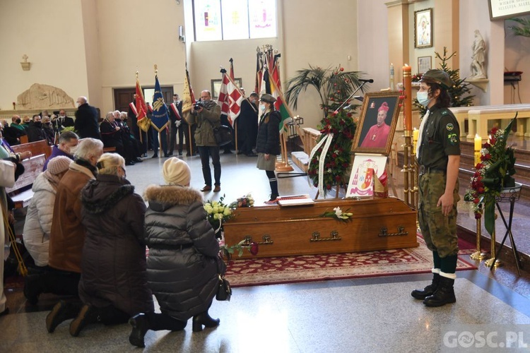 Zielona Góra. Msza żałobna w intencji śp. bp. Adama Dyczkowskiego 