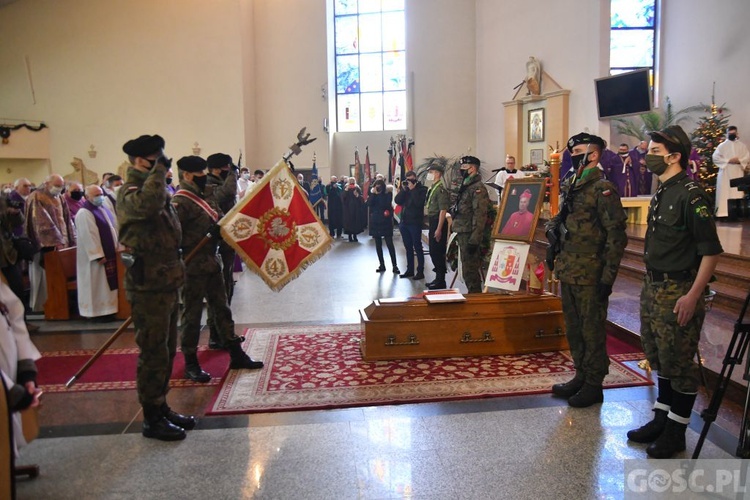 Zielona Góra. Msza żałobna w intencji śp. bp. Adama Dyczkowskiego 