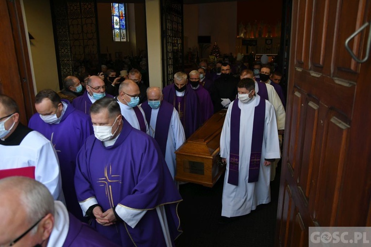 Zielona Góra. Msza żałobna w intencji śp. bp. Adama Dyczkowskiego 