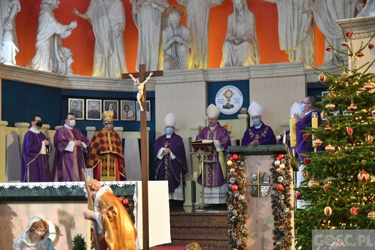 Zielona Góra. Msza żałobna w intencji śp. bp. Adama Dyczkowskiego 