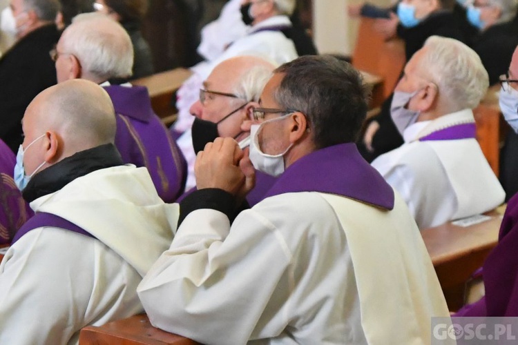 Zielona Góra. Msza żałobna w intencji śp. bp. Adama Dyczkowskiego 