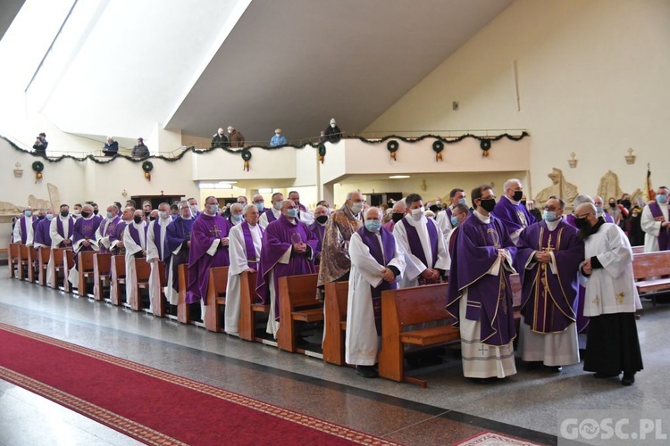 Zielona Góra. Msza żałobna w intencji śp. bp. Adama Dyczkowskiego 