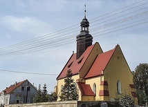 Kościół powstał około 1300 r., choć wzmiankowany jest  już w 1268 r.
