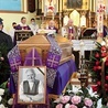▲	Uroczystościom pogrzebowym w parafii Matki Bożej Szkaplerznej przewodniczył bp Piotr Greger.