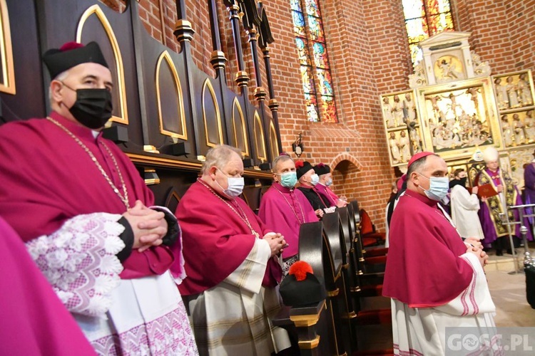 ​Ostatnie pożegnanie biskupów Adama Dyczkowskiego i Antoniego Stankiewicza