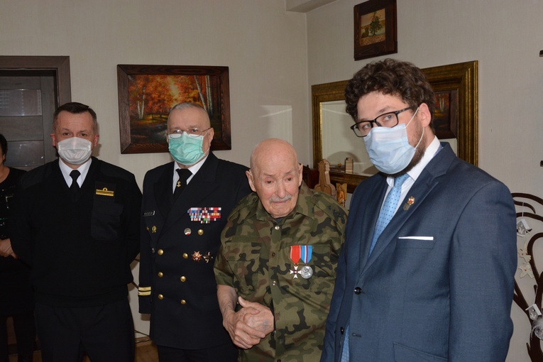 Krzyż Kawalerski Orderu Odrodzenia Polski dla kpt. Jana Kowalczysa