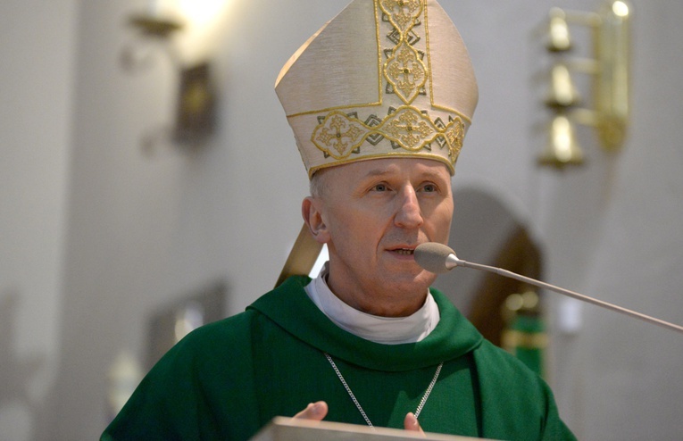 Bp Marek Solarczyk został mianowany przez papieża Franciszka ordynariuszem radomskim 4 stycznia. Prawnie przejął diecezję 8 stycznia br.