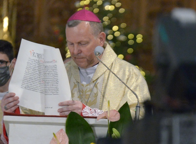 Ingres bp. Marka Solarczyka do radomskiej katedry