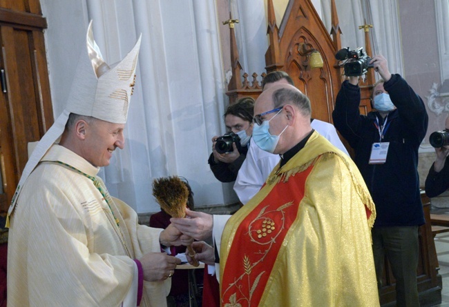 Ingres bp. Marka Solarczyka do radomskiej katedry