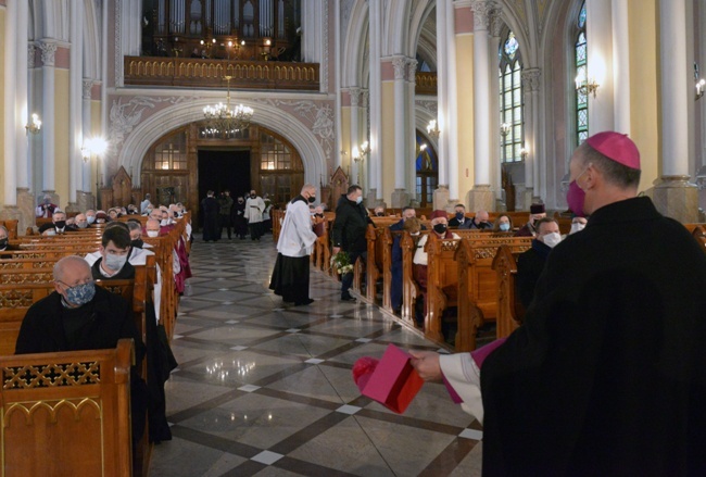 Ingres bp. Marka Solarczyka do radomskiej katedry