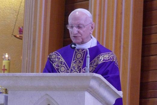 Pogrzeb śp. ks. Juliusza Olejaka w Pisarzowicach